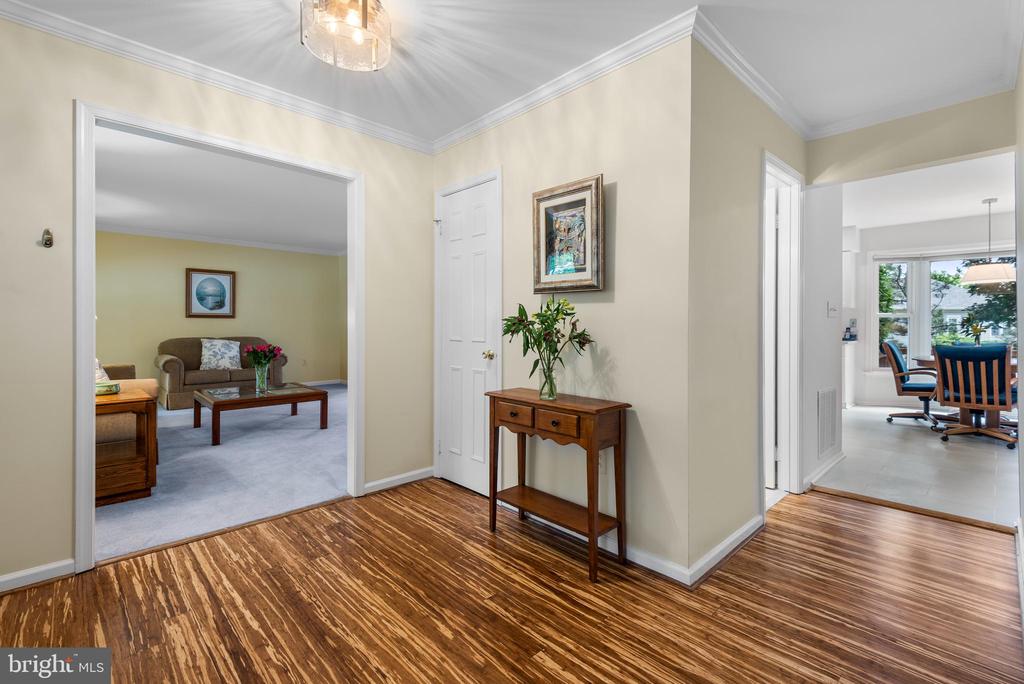 8 Botany Ct