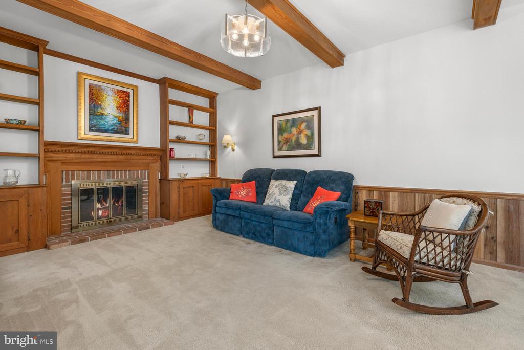 8 Botany Ct