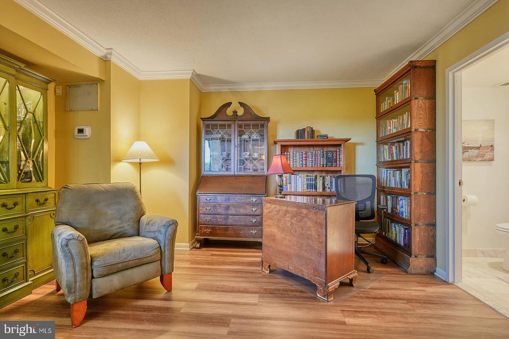 4601 N PARK AVENUE 720-V