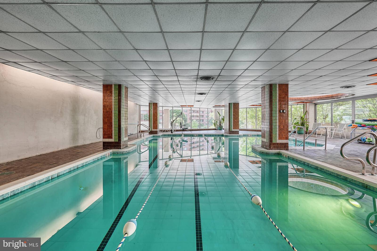 4601 N PARK AVENUE 720-V