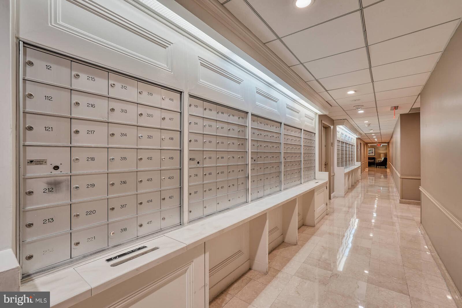 4601 N PARK AVENUE 720-V