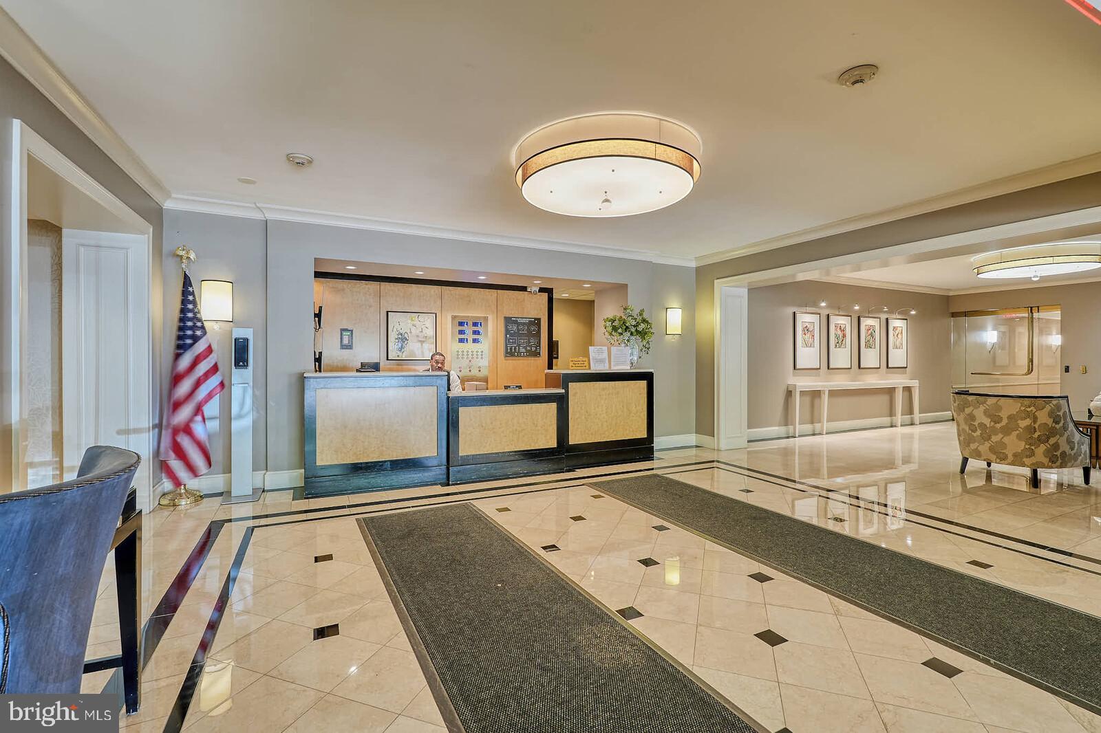 4601 N PARK AVENUE 720-V