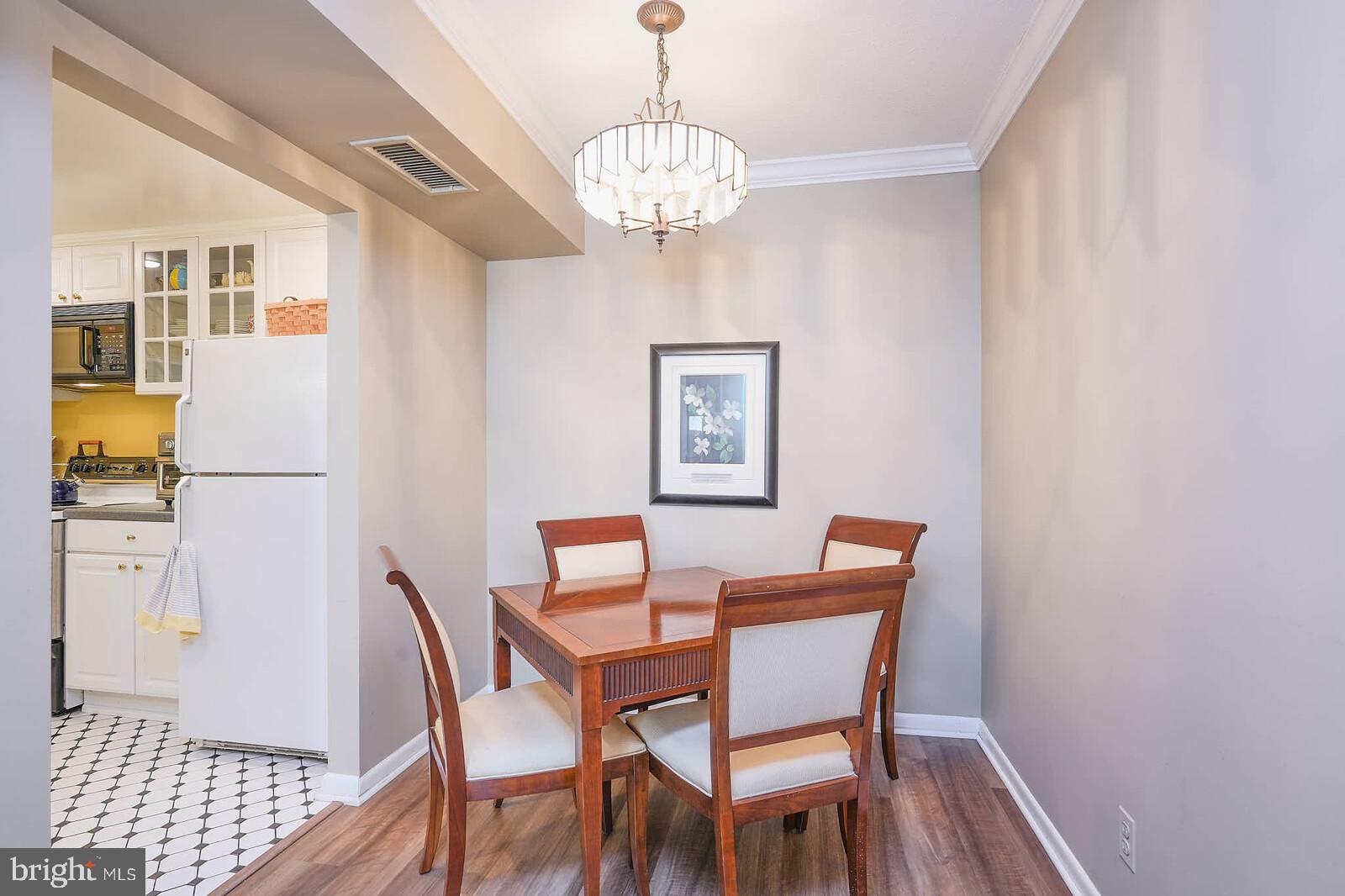 4601 N PARK AVENUE 720-V