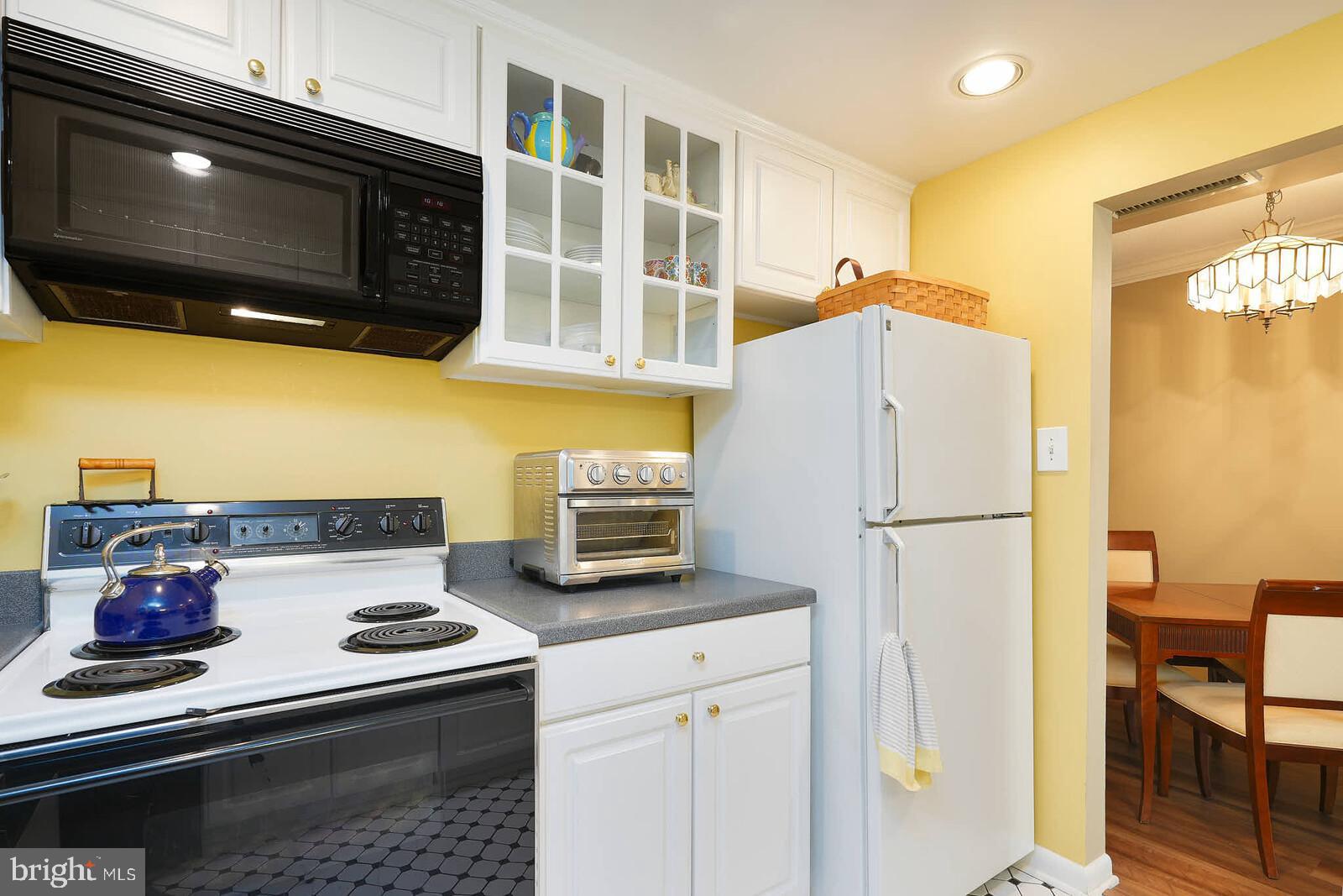 4601 N PARK AVENUE 720-V