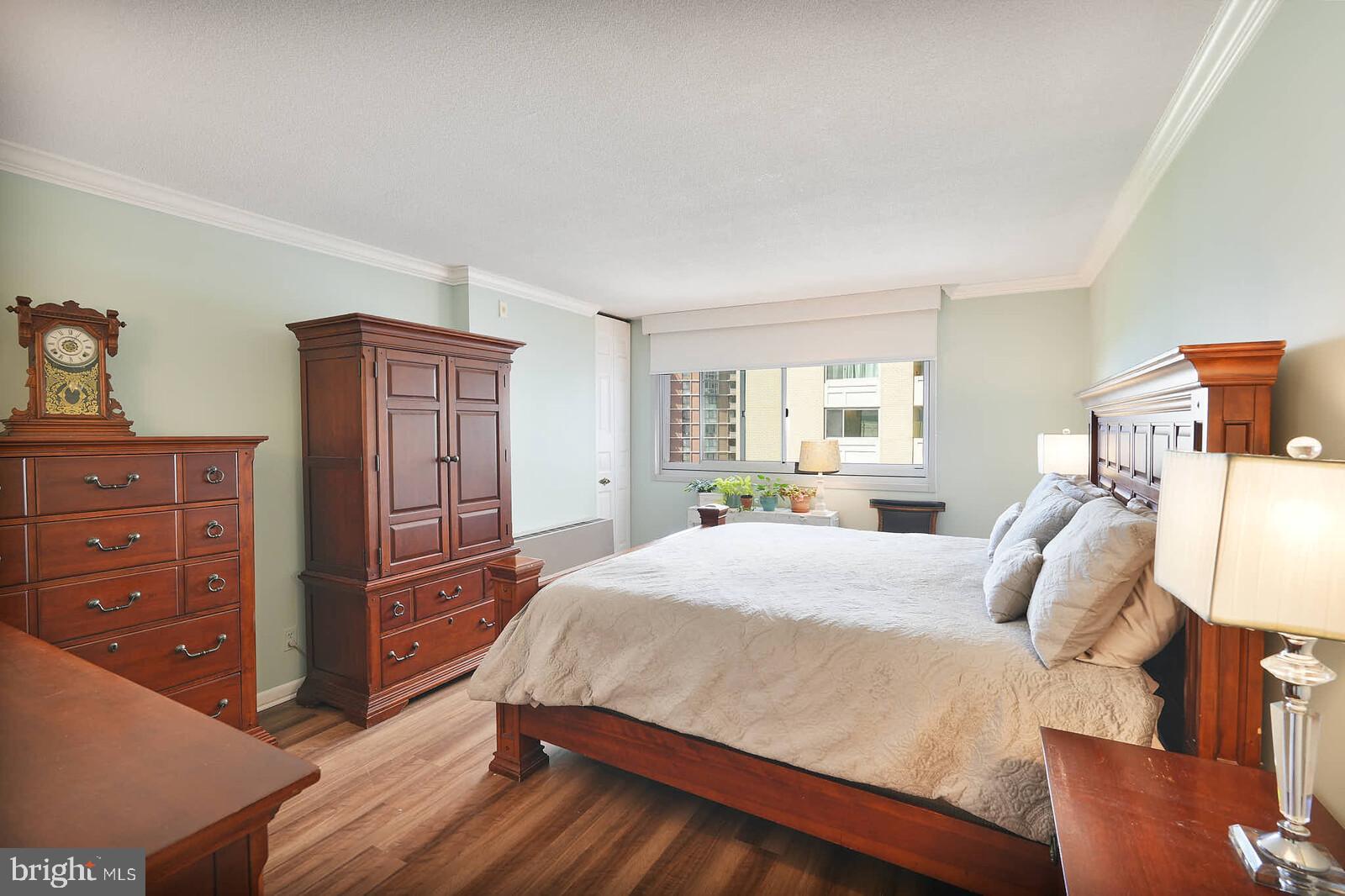 4601 N PARK AVENUE 720-V