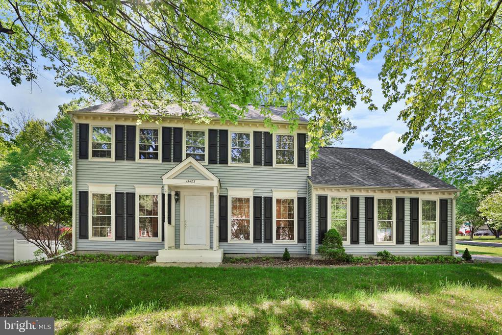 13423 RIPPLING BROOK DRIVE
