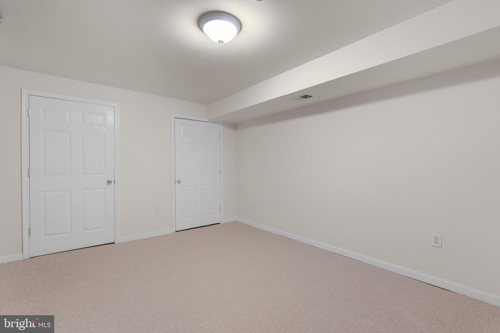 13423 RIPPLING BROOK DRIVE