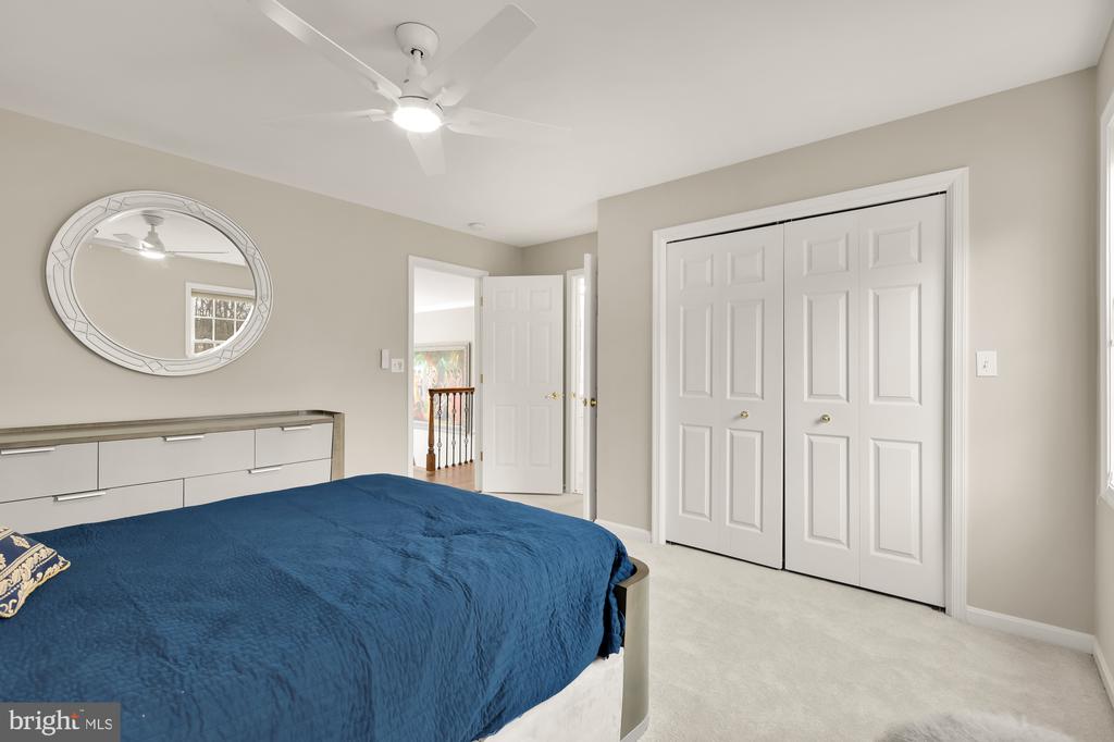 12436 Bacall Ln