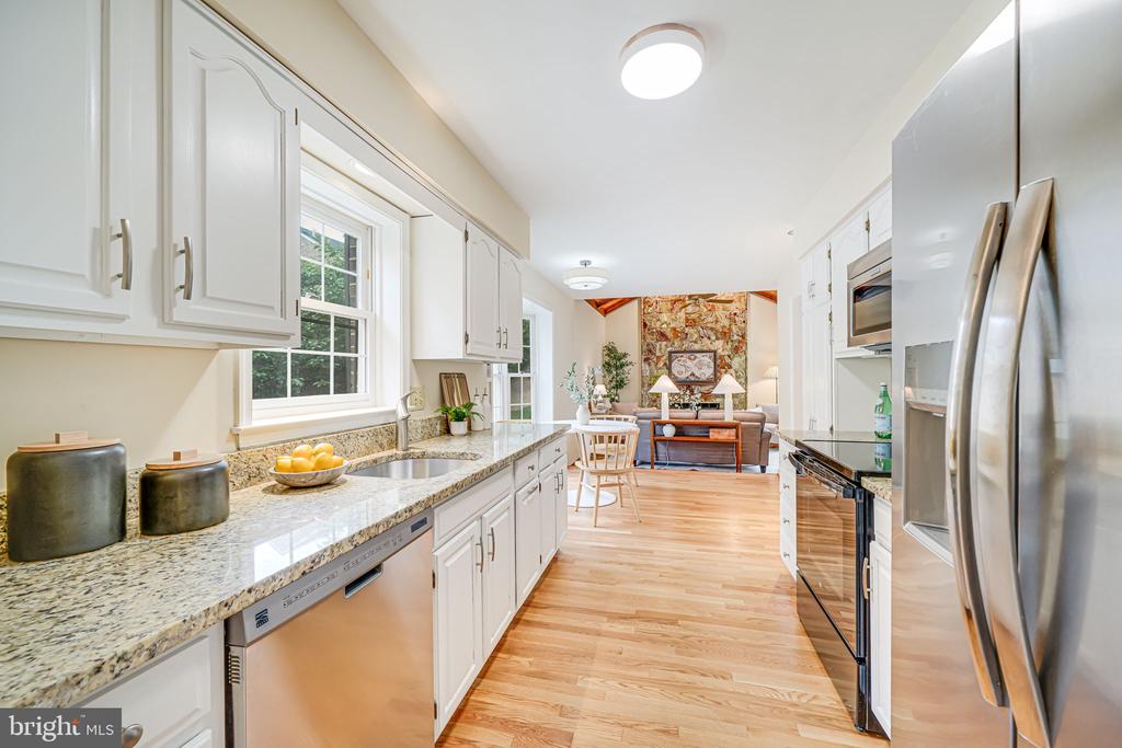 10836 Brewer House Rd