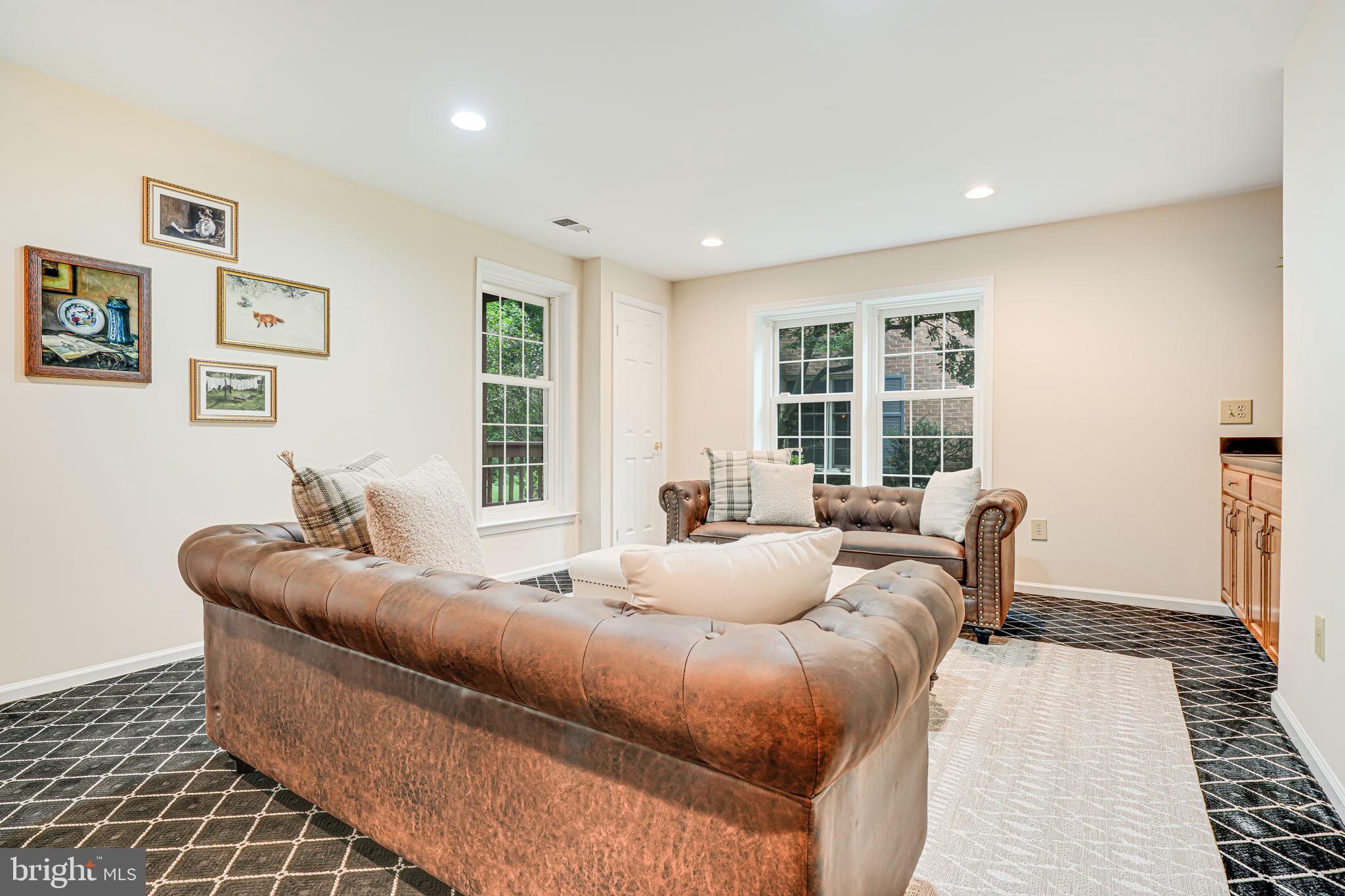 10836 Brewer House Rd