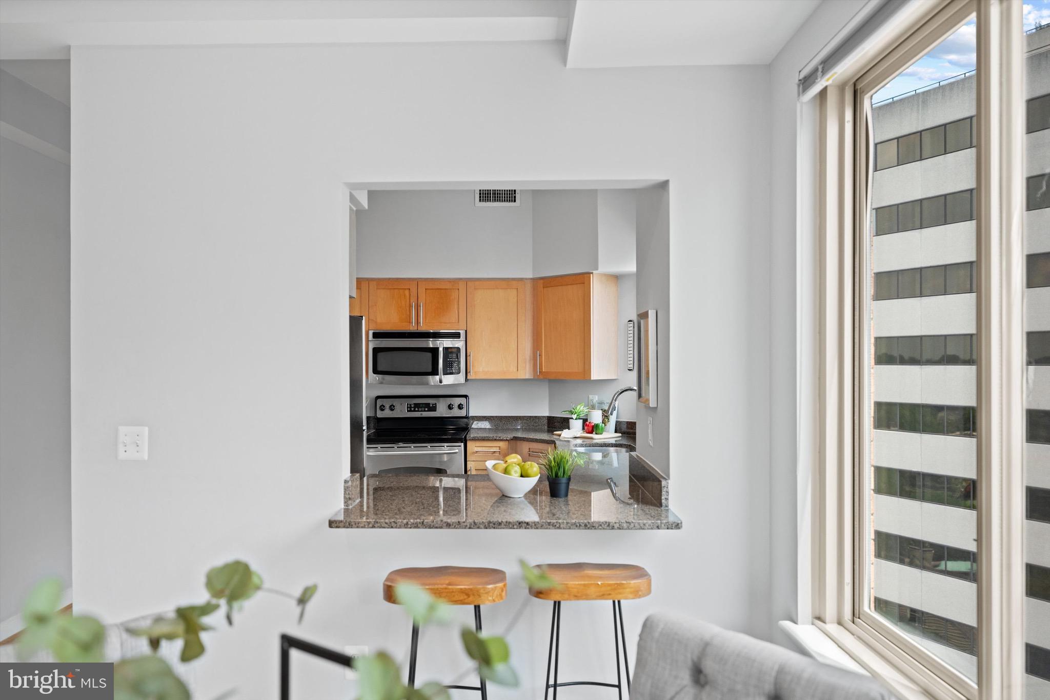 7500 WOODMONT AVENUE S1215