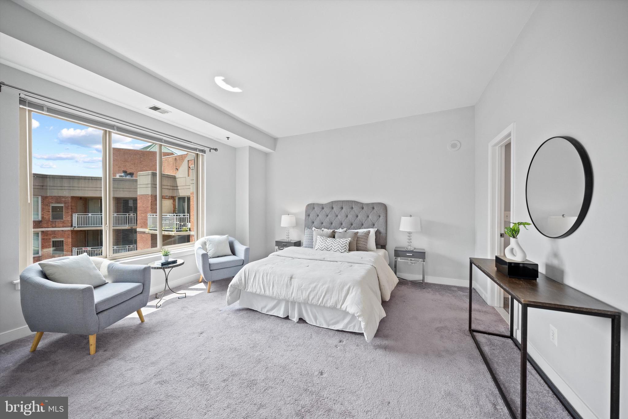 7500 WOODMONT AVENUE S1215