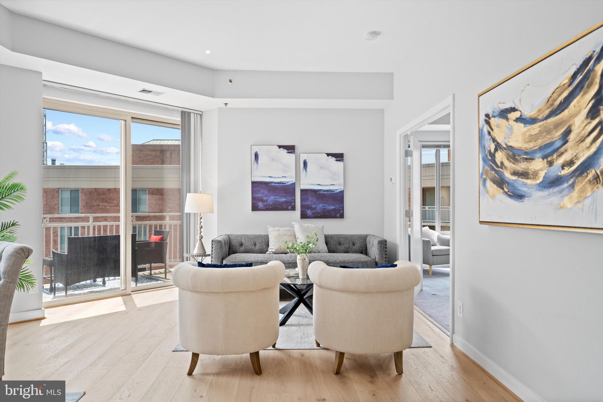 7500 WOODMONT AVENUE S1215