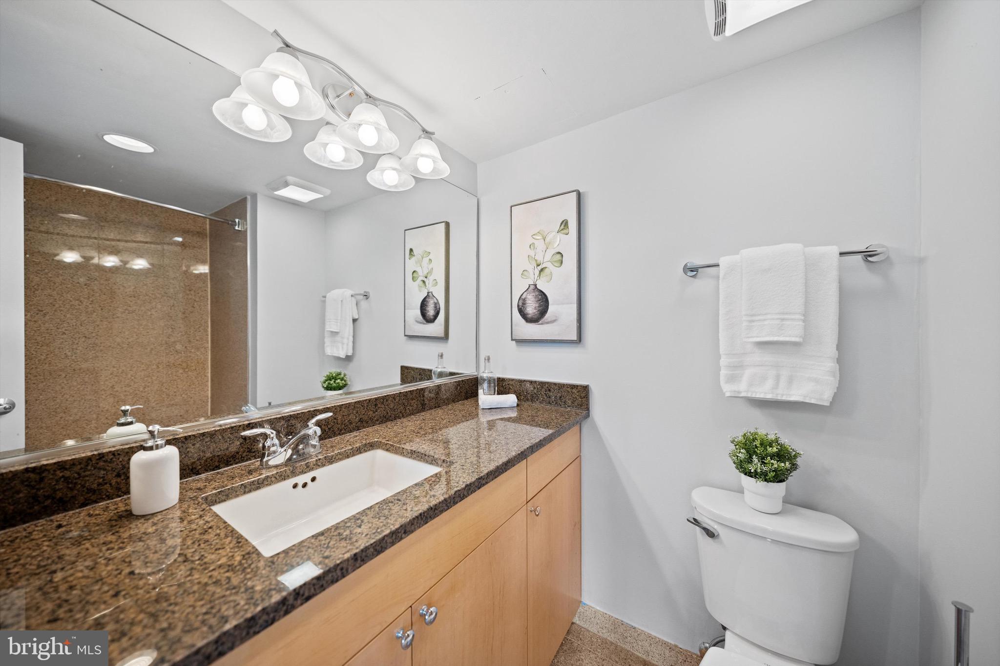 7500 WOODMONT AVENUE S1215