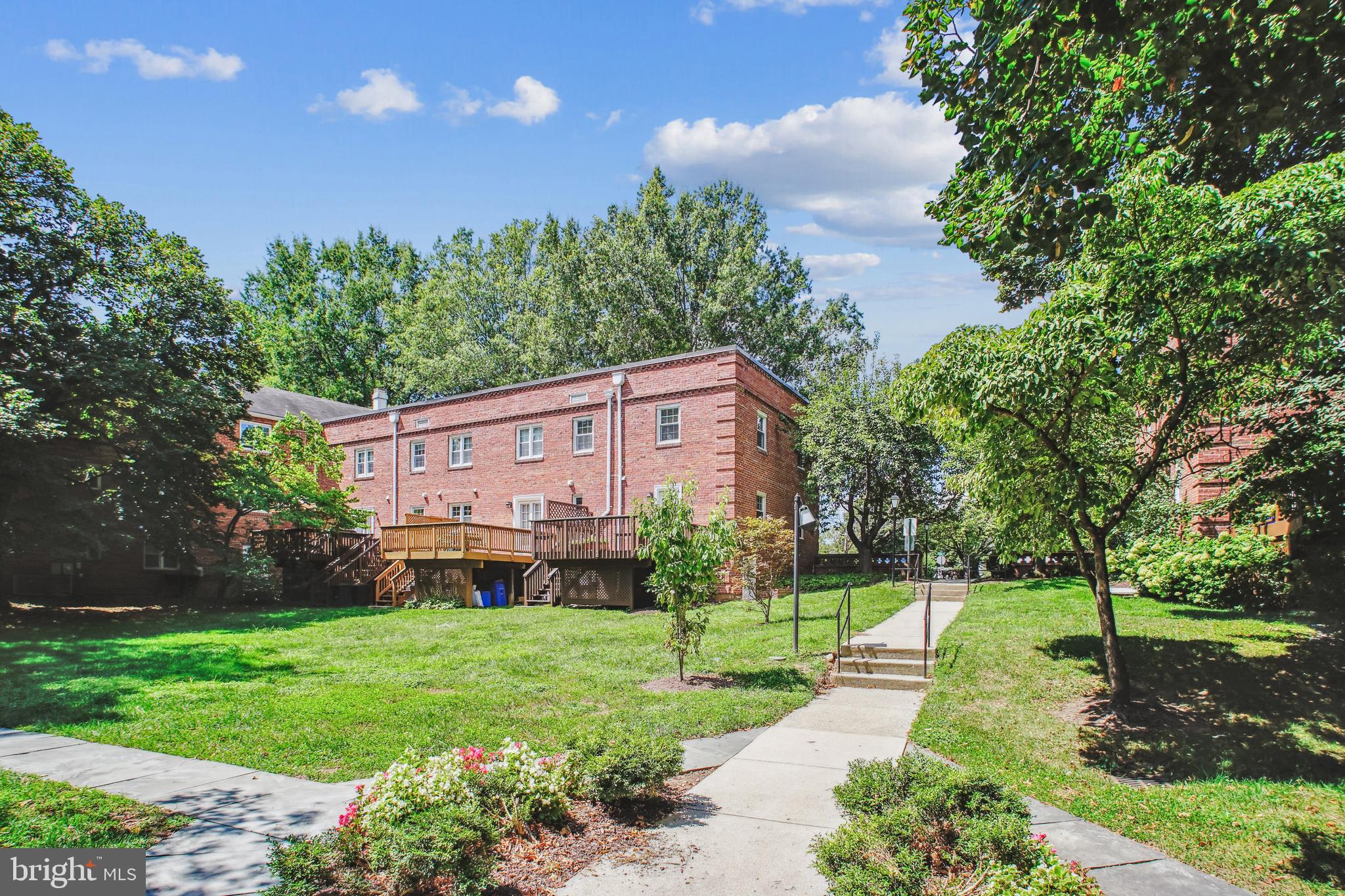 6719 FAIRFAX ROAD 67