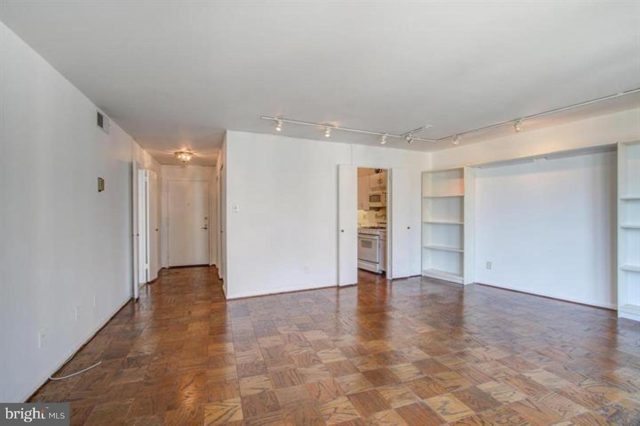 4620 N PARK AVENUE 1611 E