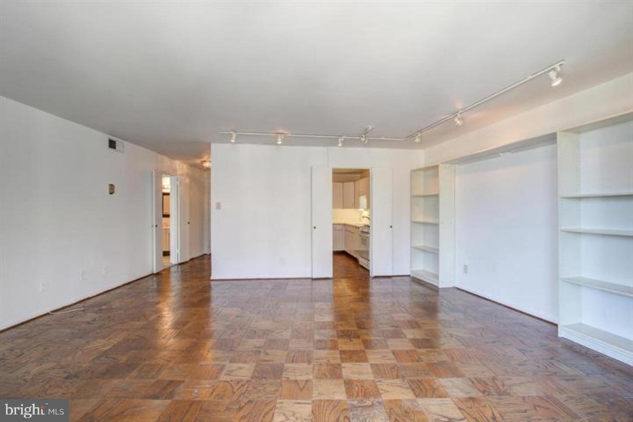 4620 N PARK AVENUE 1611 E