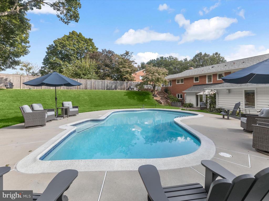 608 BLICK DRIVE