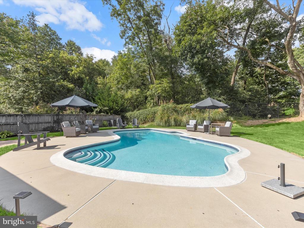 608 BLICK DRIVE