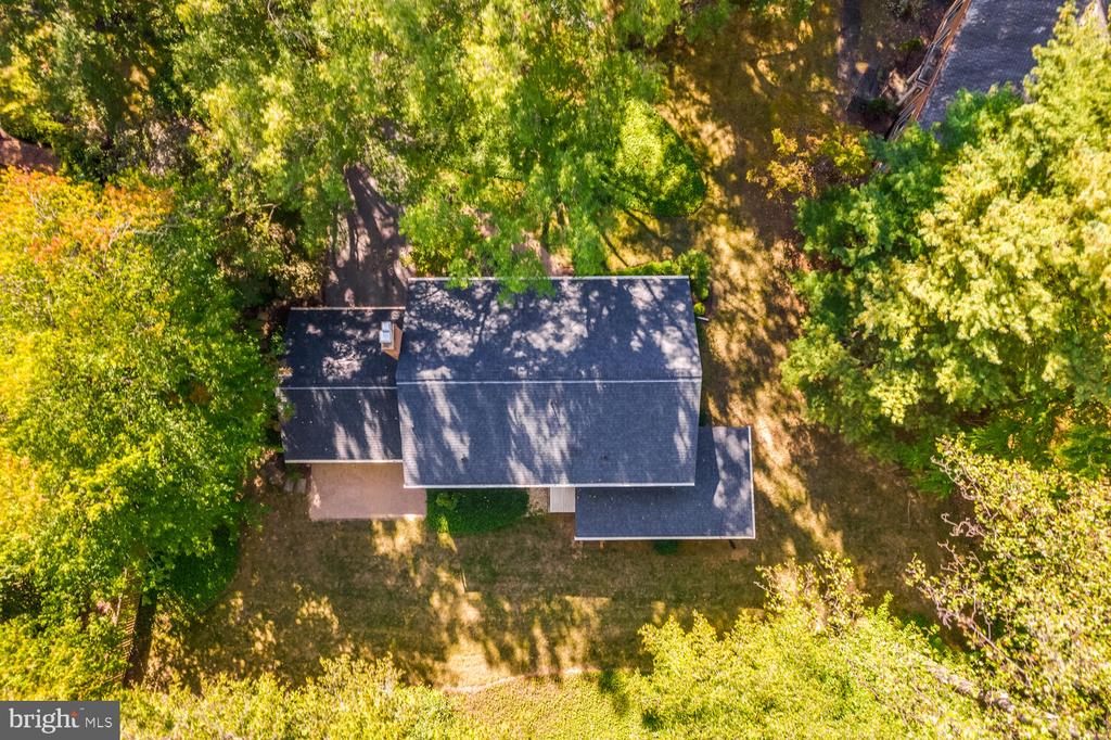 5009 JASMINE DRIVE