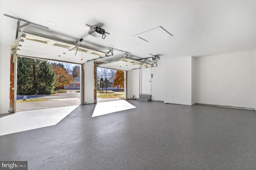 9 JOSHUA TREE COURT