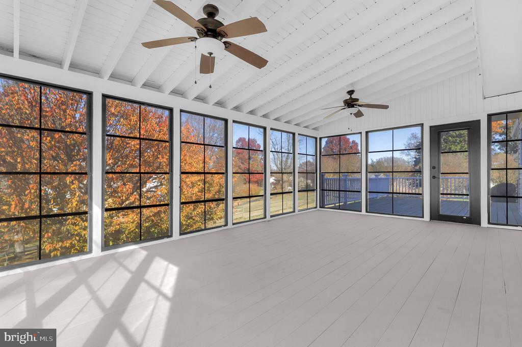 9 JOSHUA TREE COURT