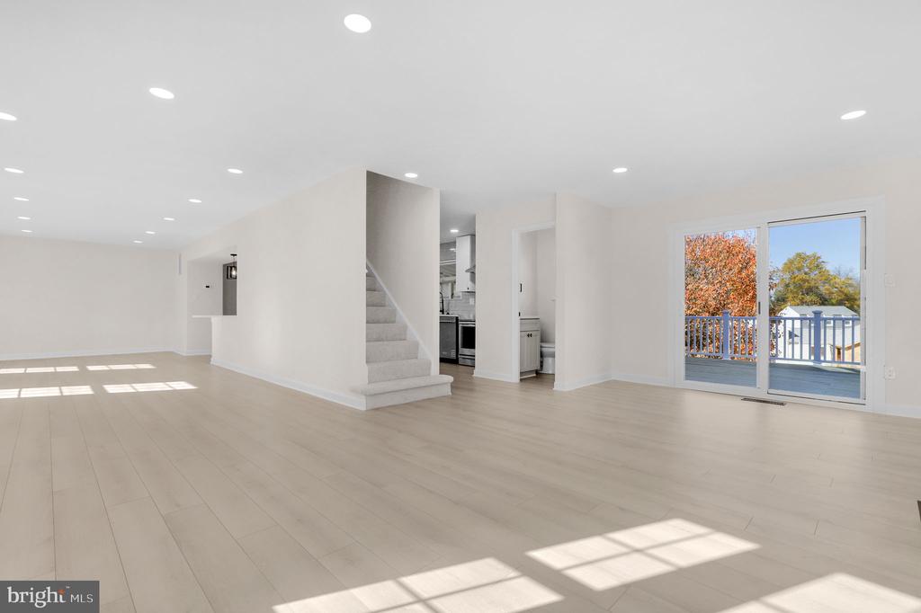 9 JOSHUA TREE COURT