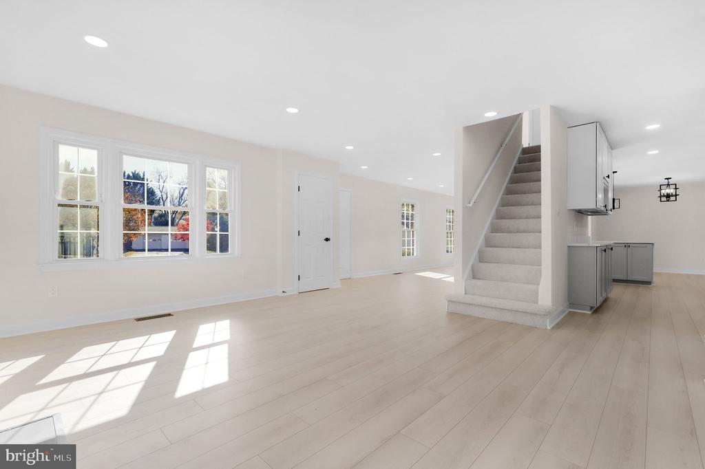 9 JOSHUA TREE COURT