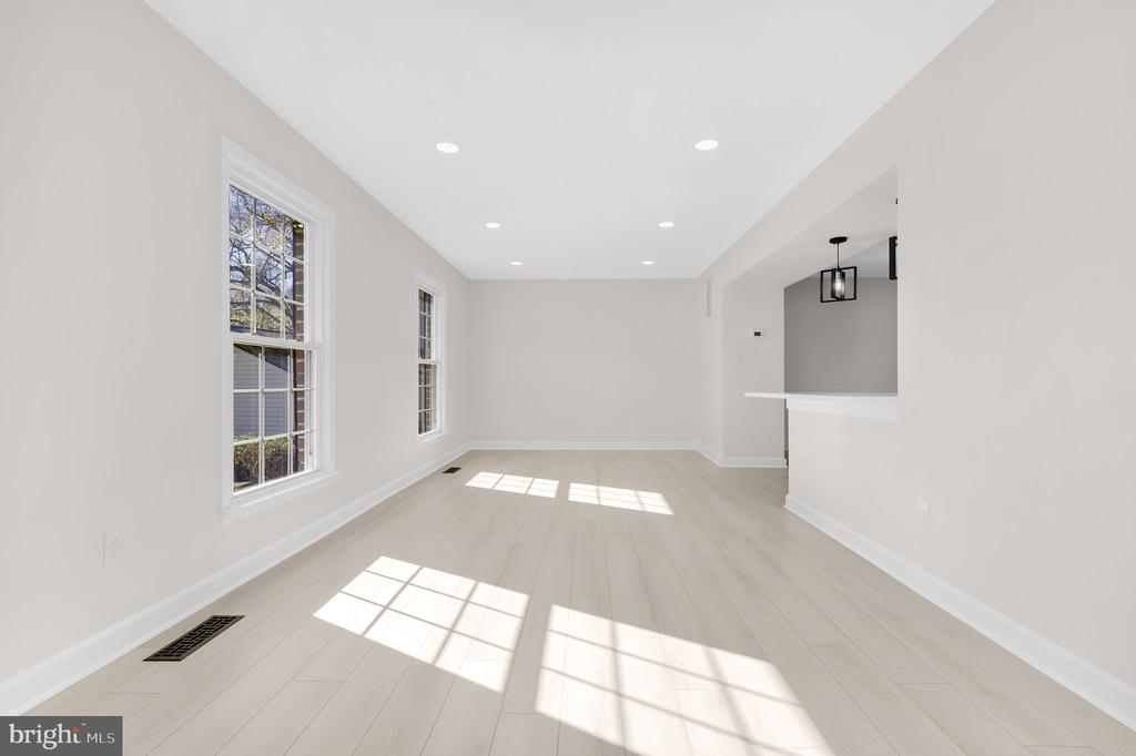 9 JOSHUA TREE COURT