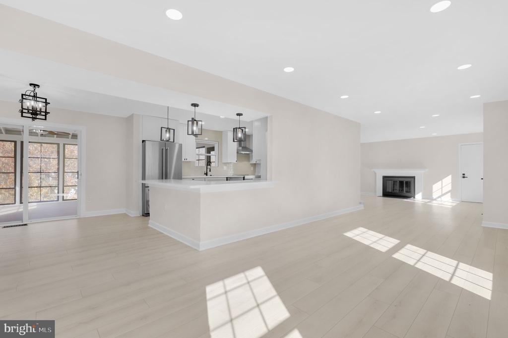 9 JOSHUA TREE COURT