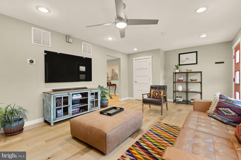 1131 PARRISH DRIVE