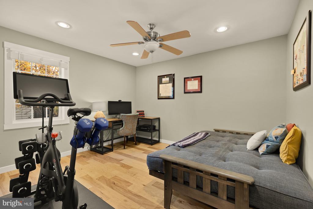 1131 PARRISH DRIVE