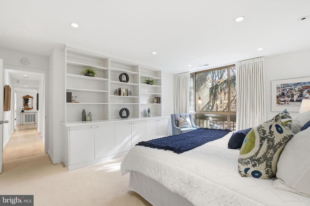 4990 SENTINEL DRIVE 405