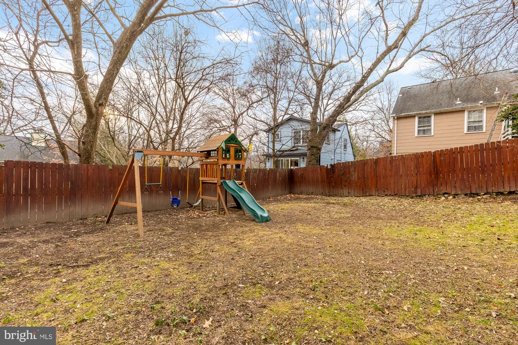 205 HODGES LANE