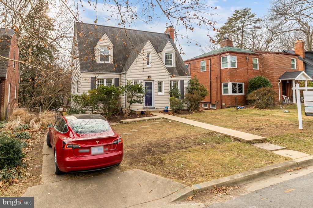 205 HODGES LANE