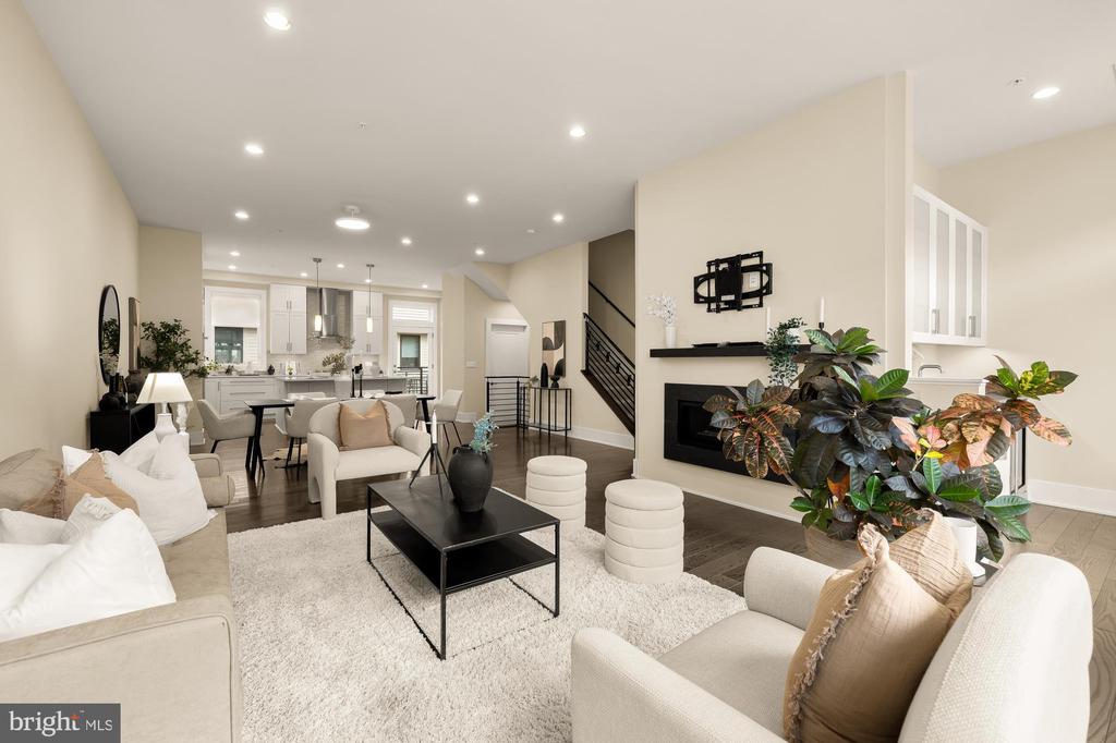 153 WINSOME CIRCLE