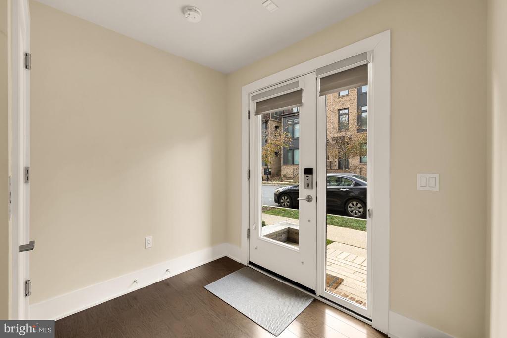 153 WINSOME CIRCLE