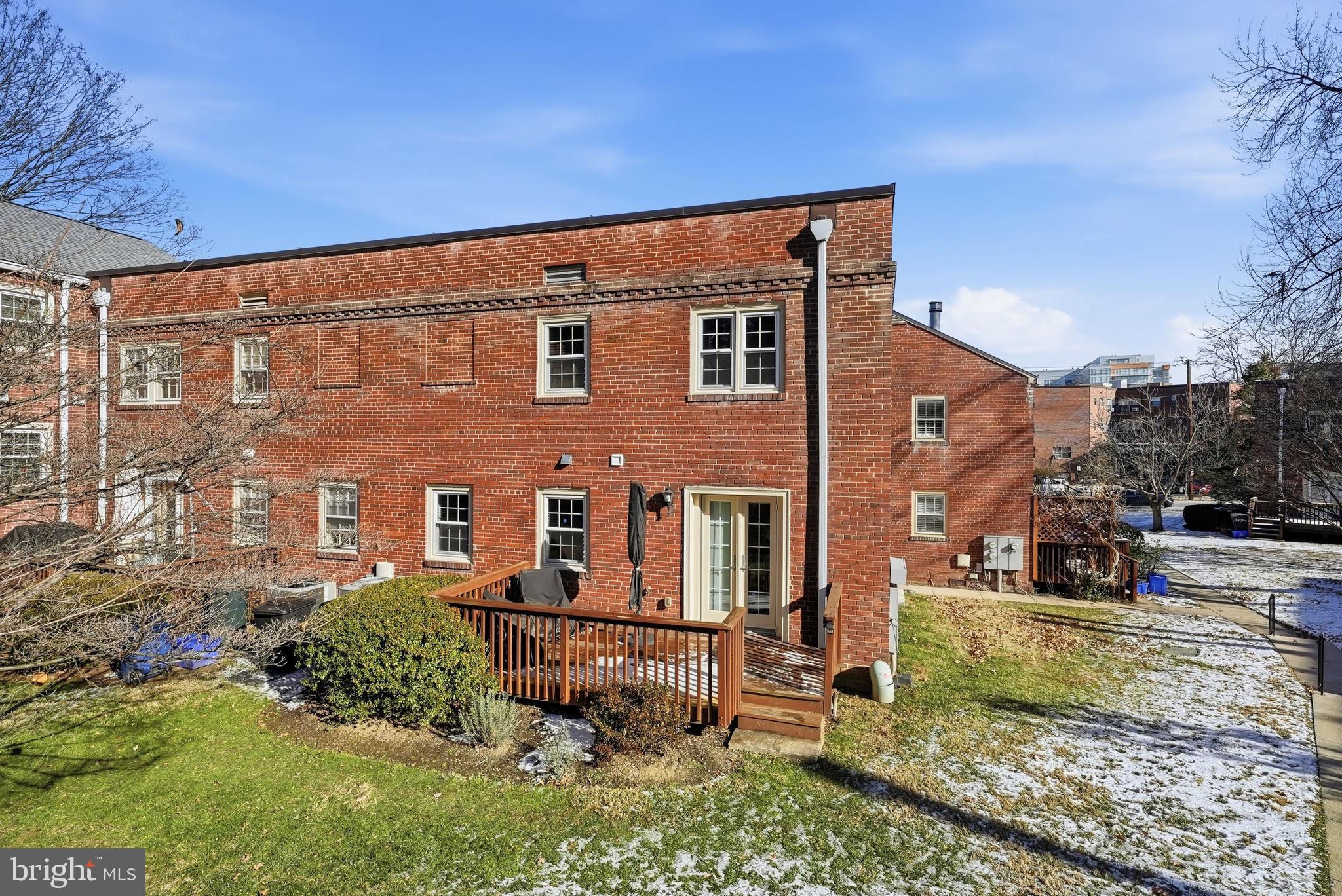 4828 BRADLEY BOULEVARD 212