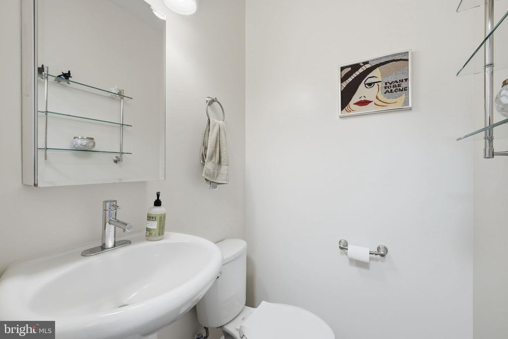 4828 BRADLEY BOULEVARD 212