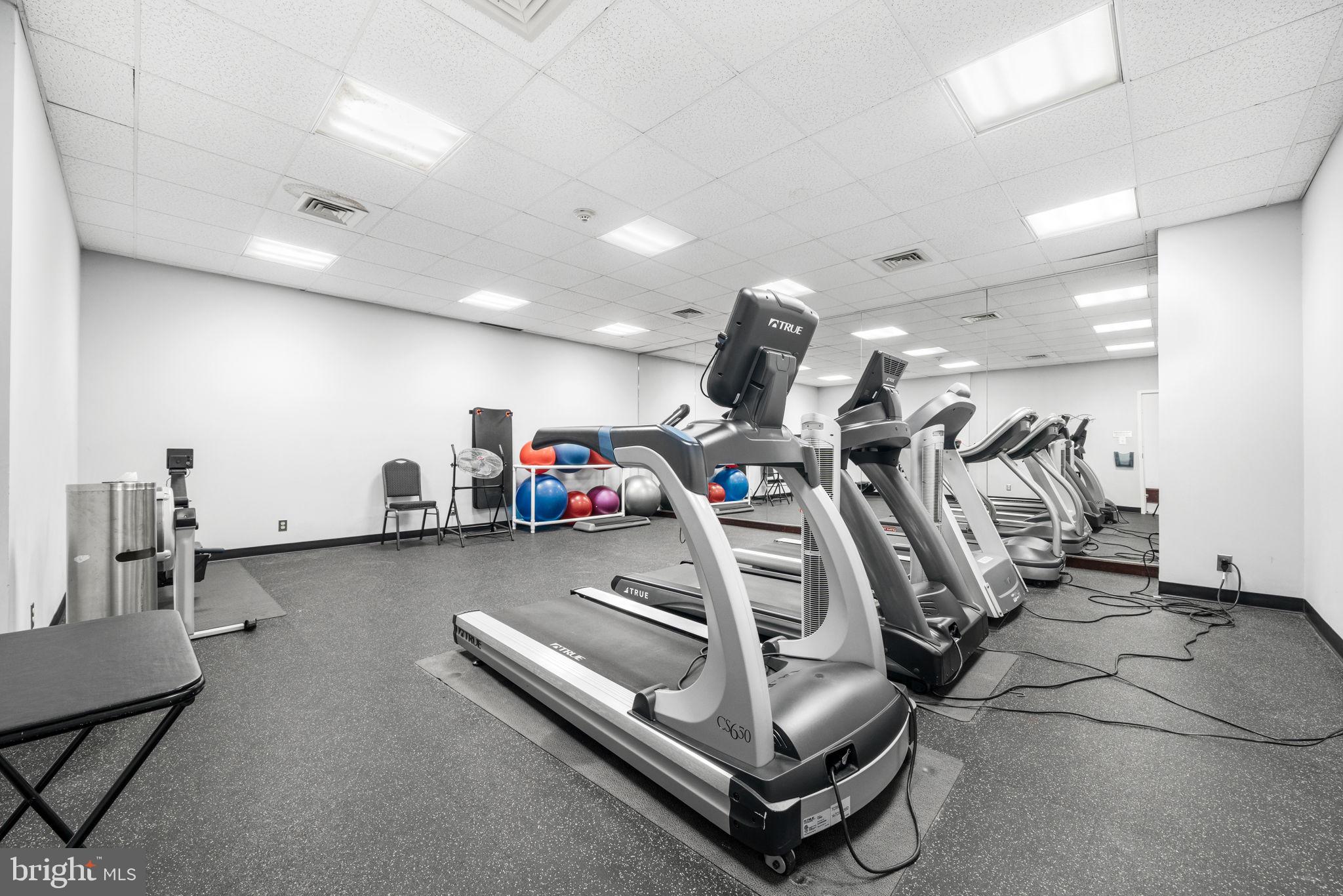 5809 NICHOLSON LANE 214