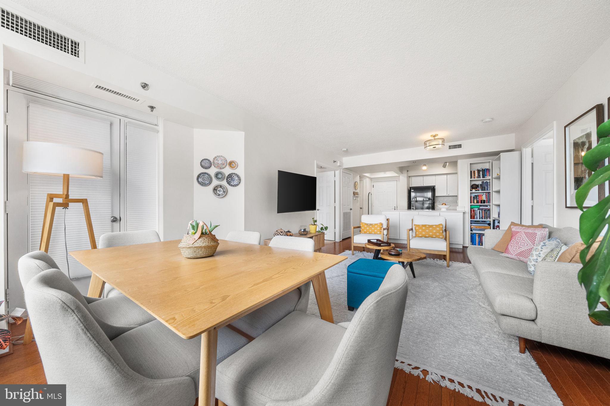 5809 NICHOLSON LANE 214