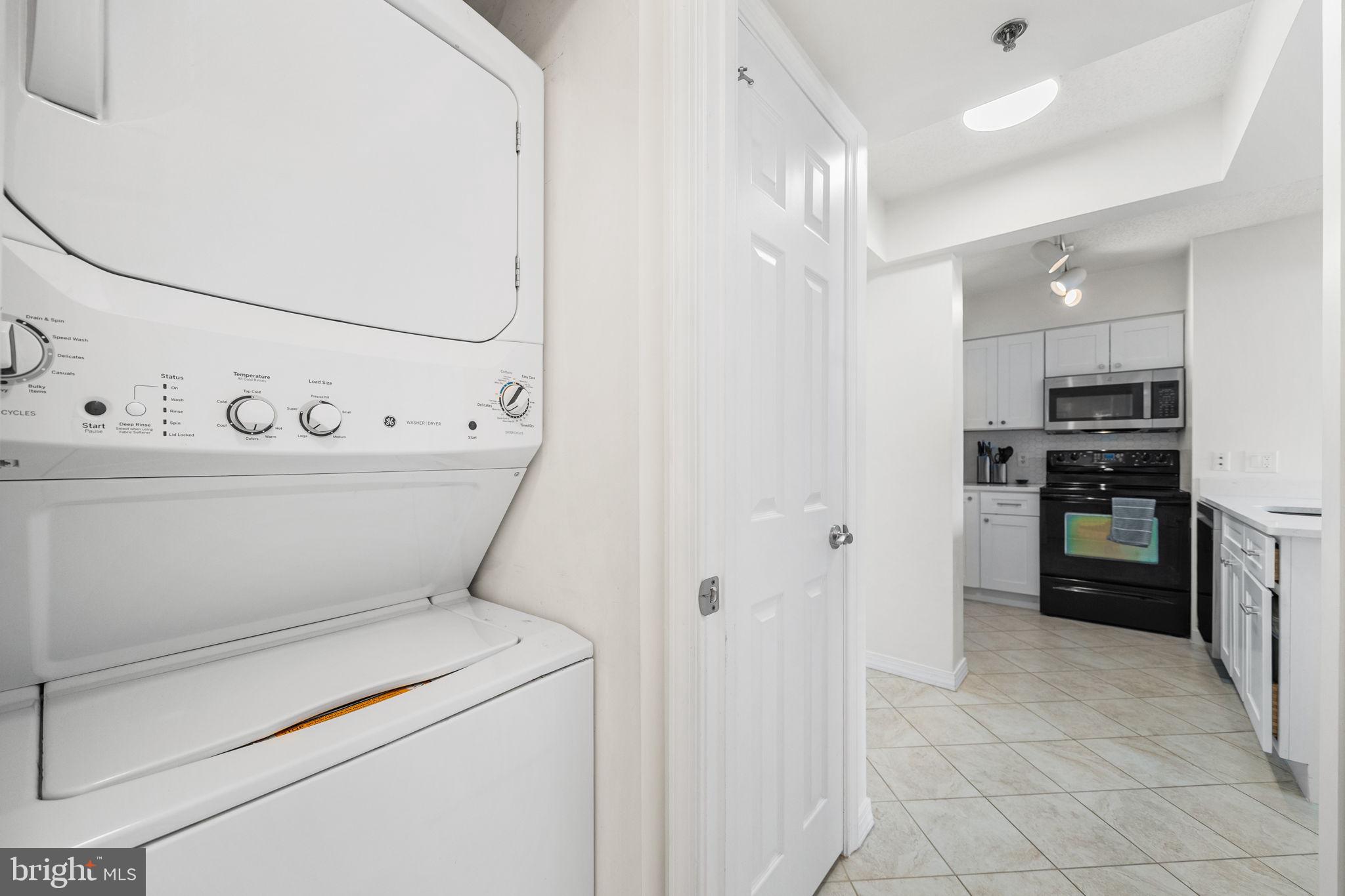 5809 NICHOLSON LANE 214