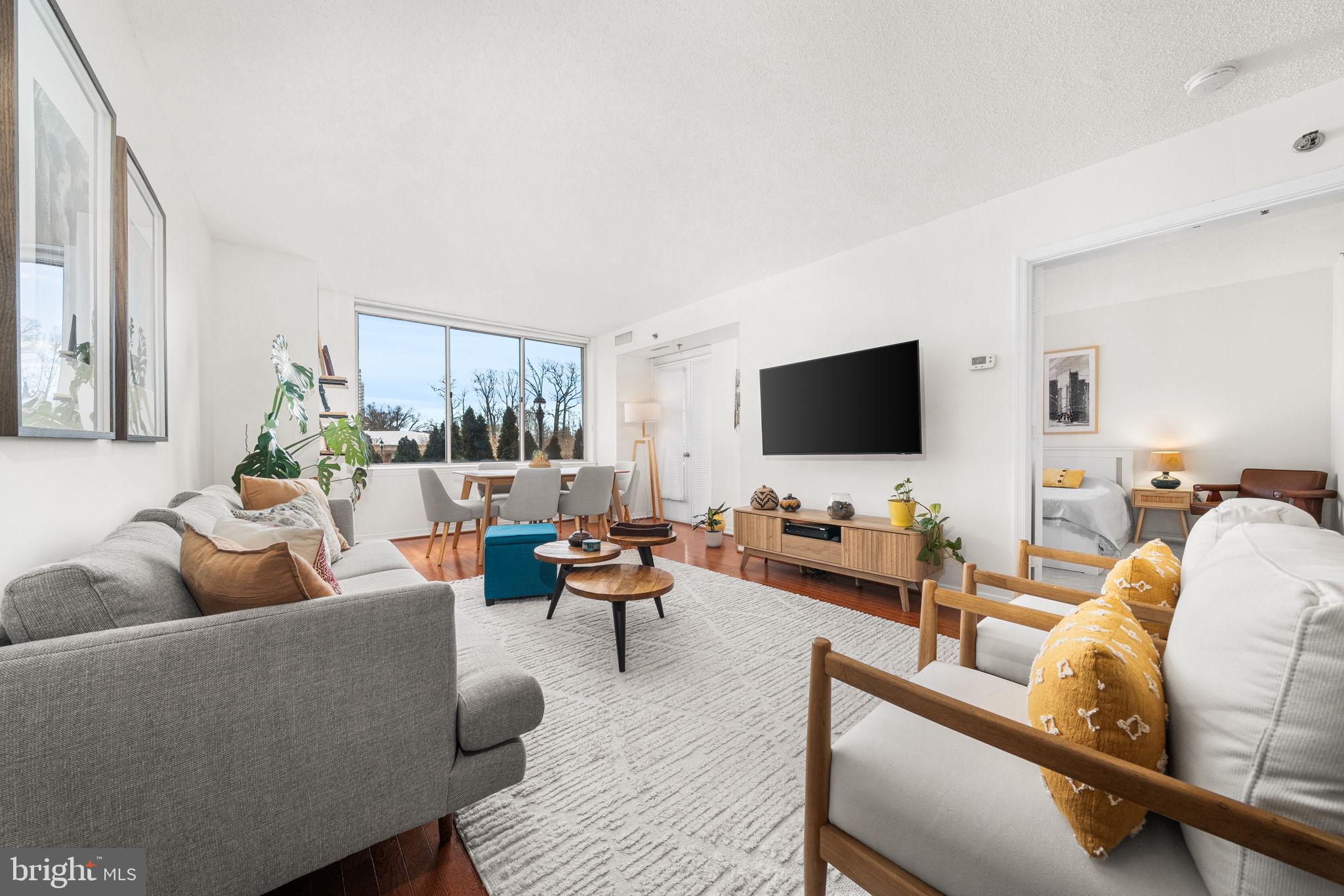 5809 NICHOLSON LANE 214