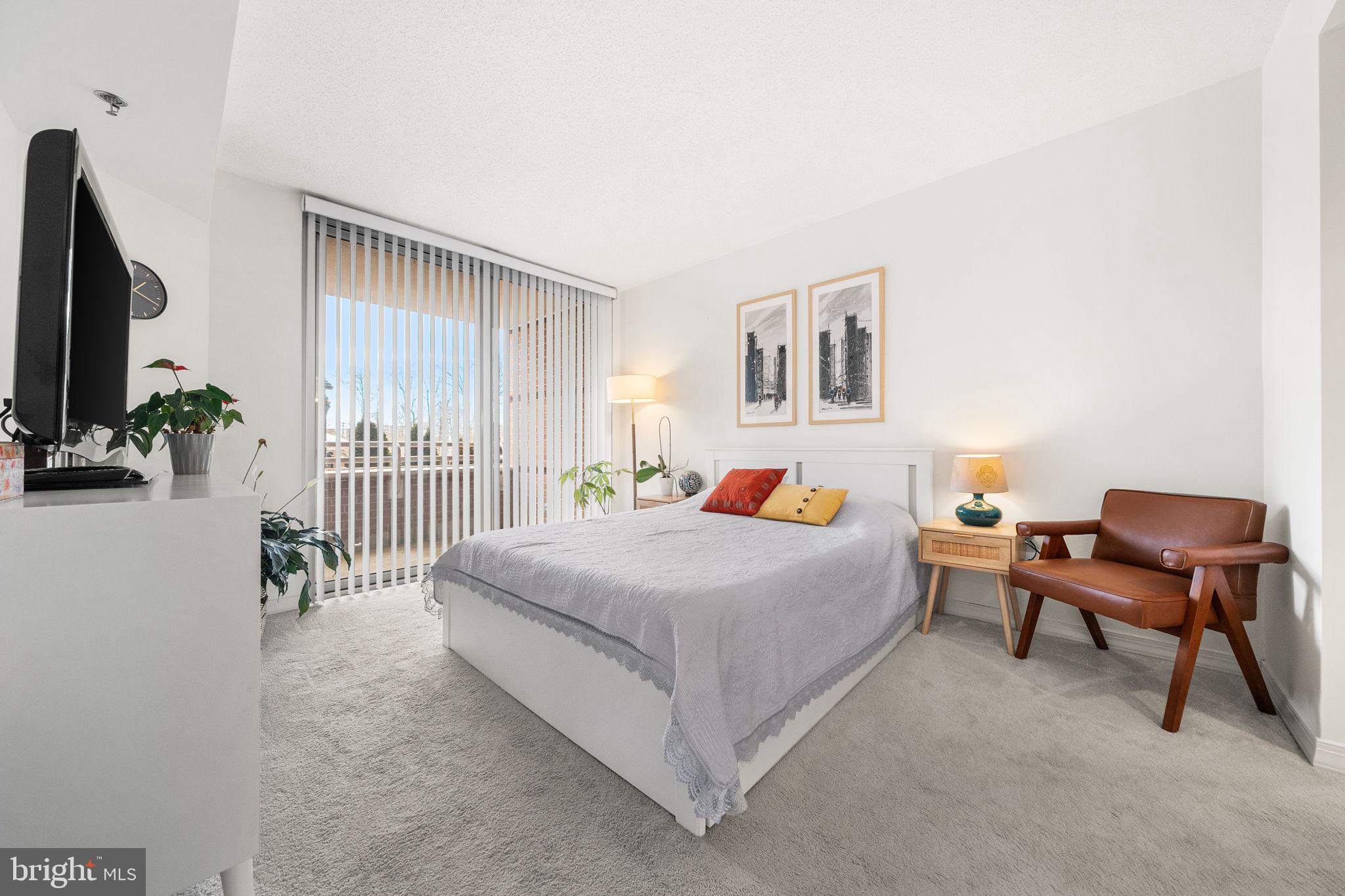 5809 NICHOLSON LANE 214