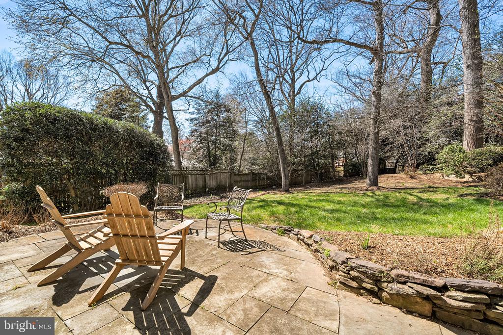 9806 CULVER COURT