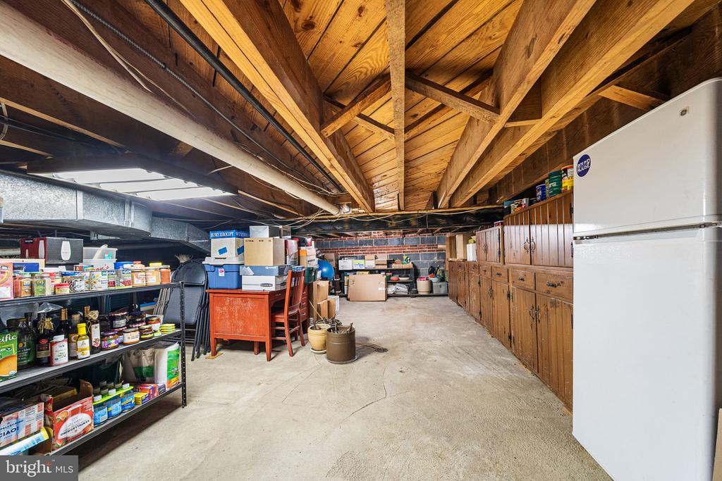 9806 CULVER COURT