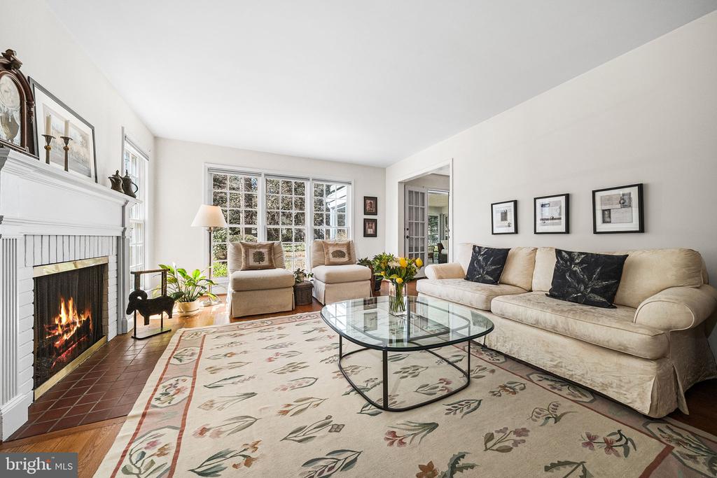 9806 CULVER COURT