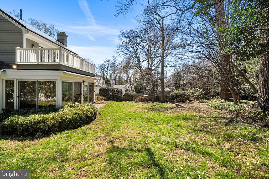 9806 CULVER COURT