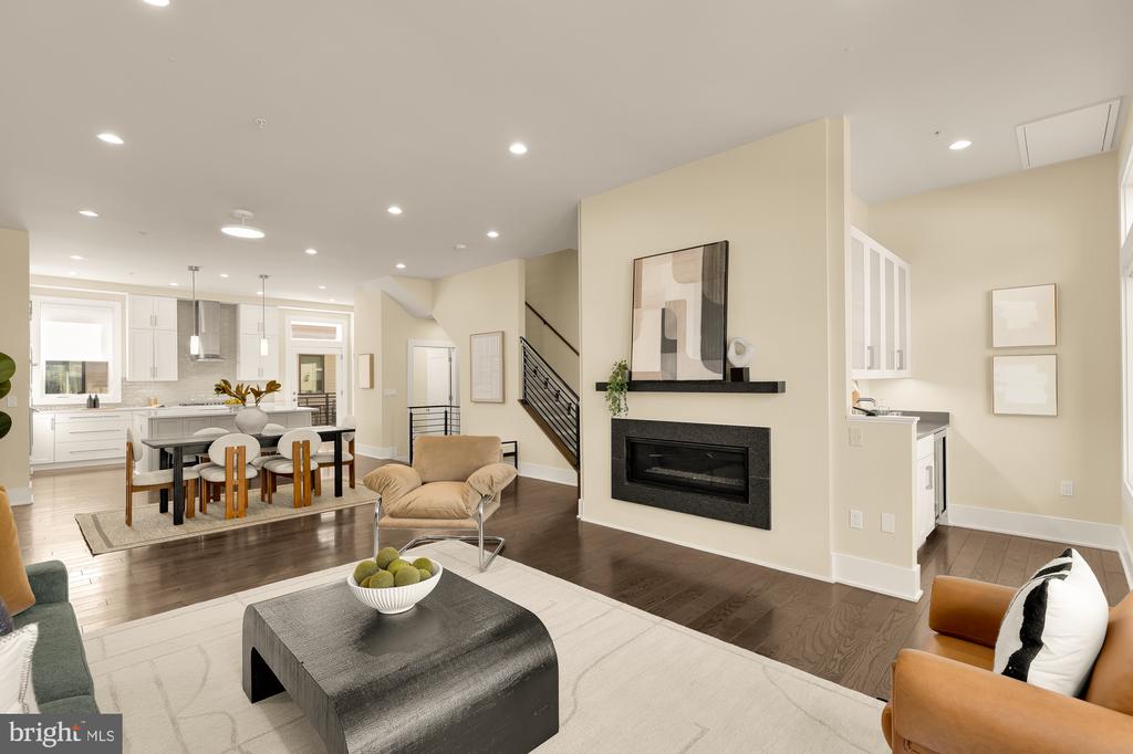 153 WINSOME CIRCLE