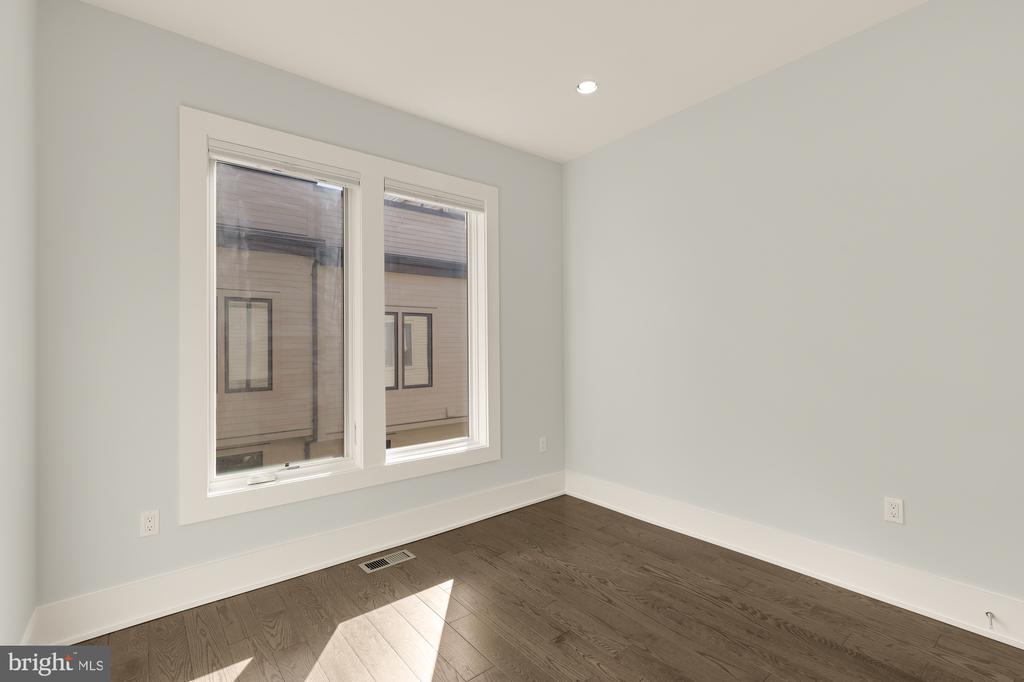 153 WINSOME CIRCLE